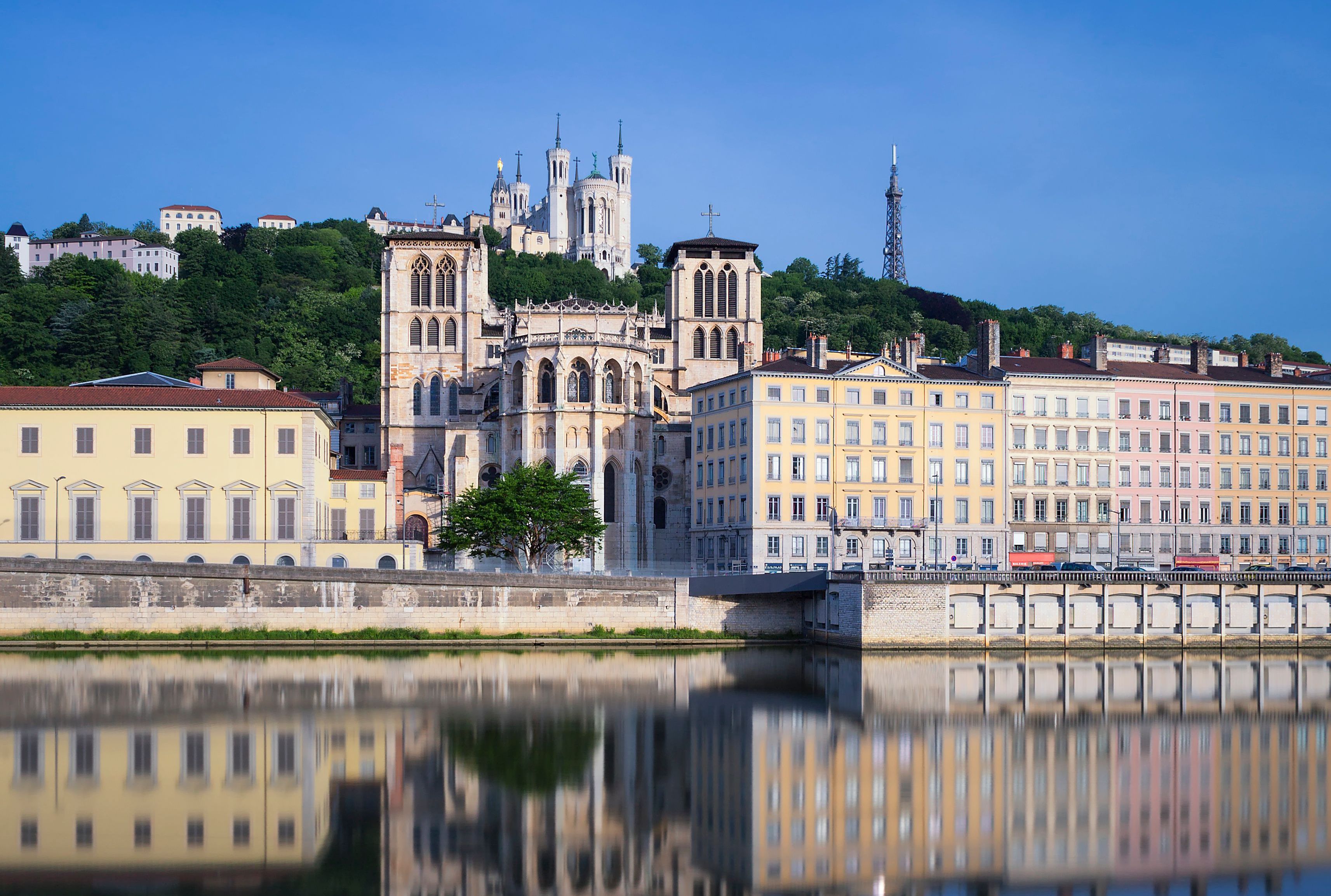 Agence Rhône-Alpes.jpg
